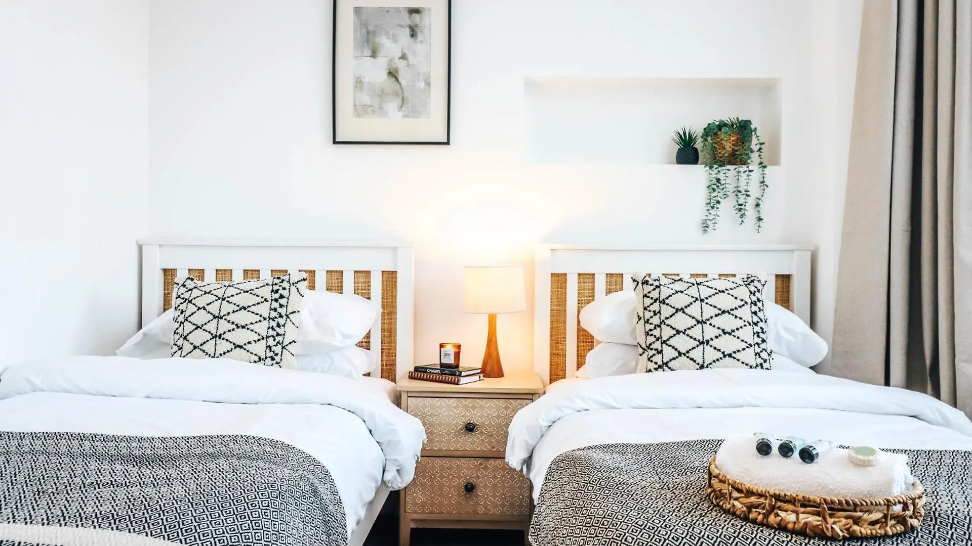 Principality View Apartment One, By Solace Stays Cardiff United Kingdom